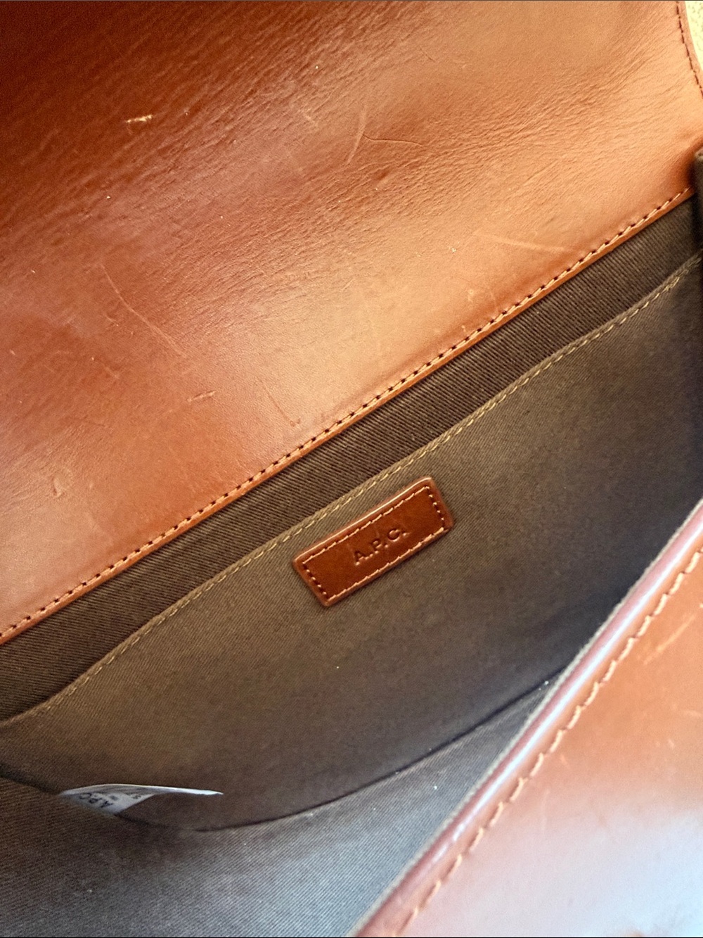 A.P.C. Geneva Flop Brown Brown Leather Bag - Picture 3 of 7